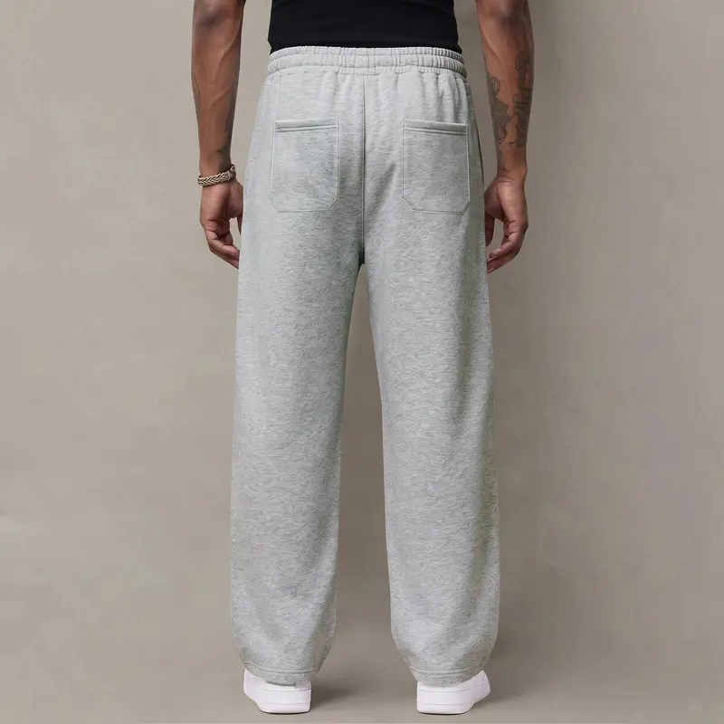 Men’s casual pants —loose straight-leg