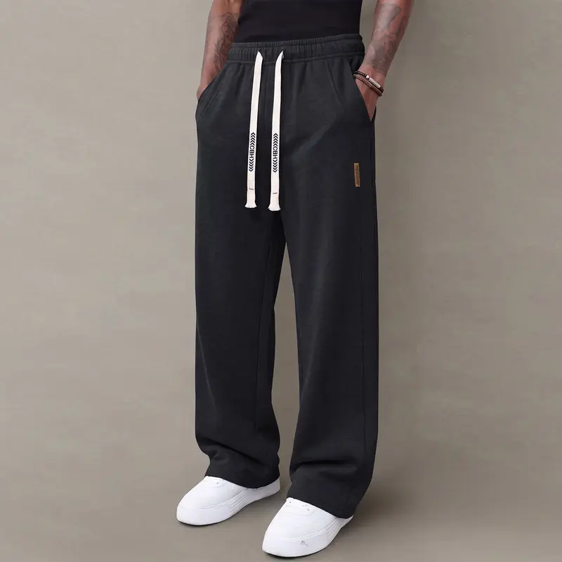 Men’s casual pants —loose straight-leg